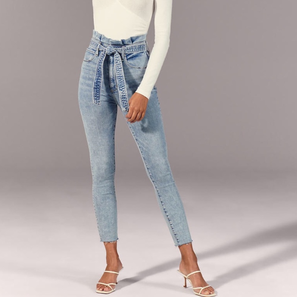 Abercrombie & Fitch Paperbag High Rise Jeans